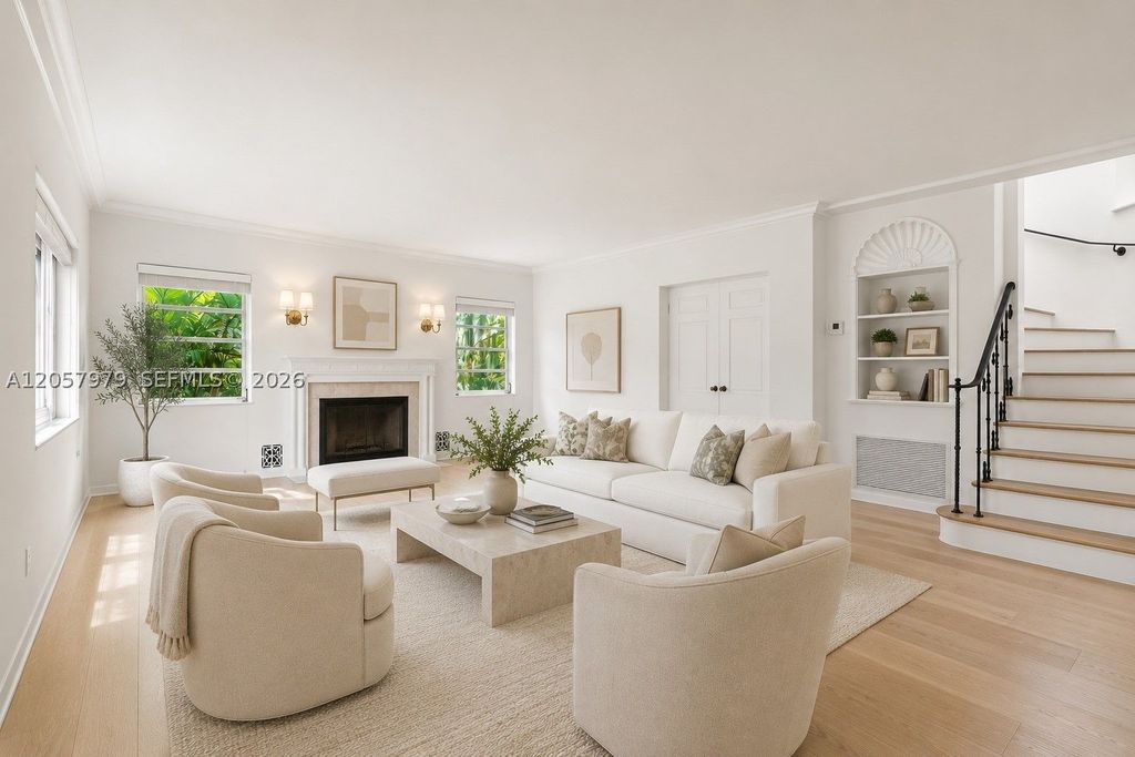 Maison de luxe à vendre à Miami Beach, 2 089 877 €, Photo 1