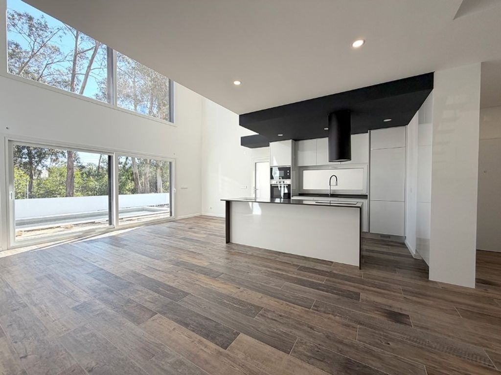 Luxury Apartment for sale in Sesimbra, 655 000 €, Photo 2