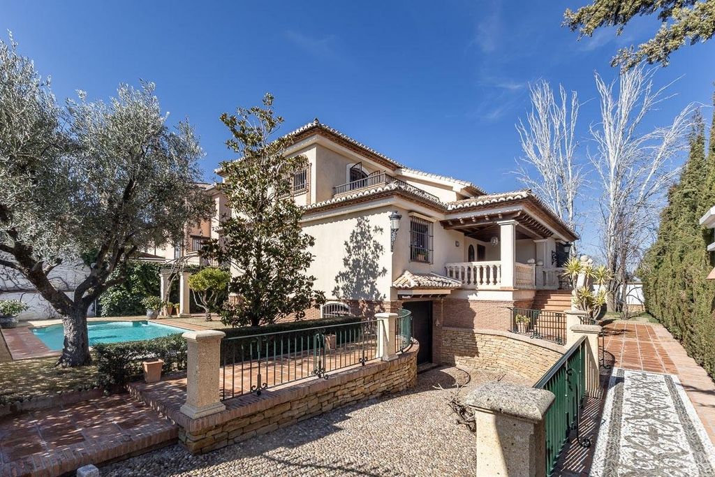 Maison de luxe à vendre à Ogíjares, 698 000 €, Photo 2