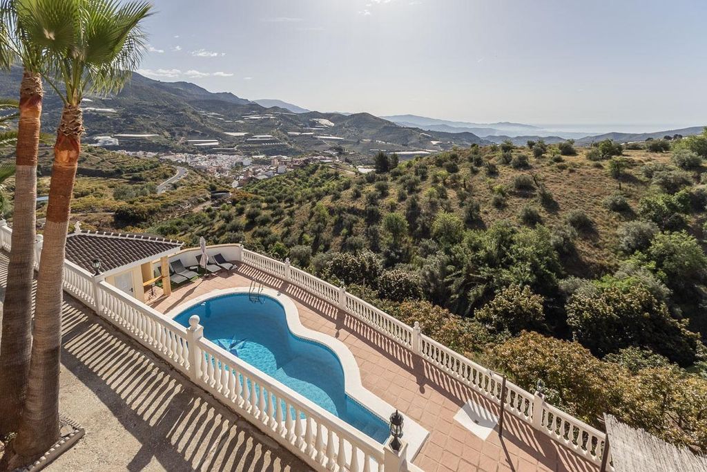Maison de luxe à vendre à Ítrabo, 689 000 €, Photo 2
