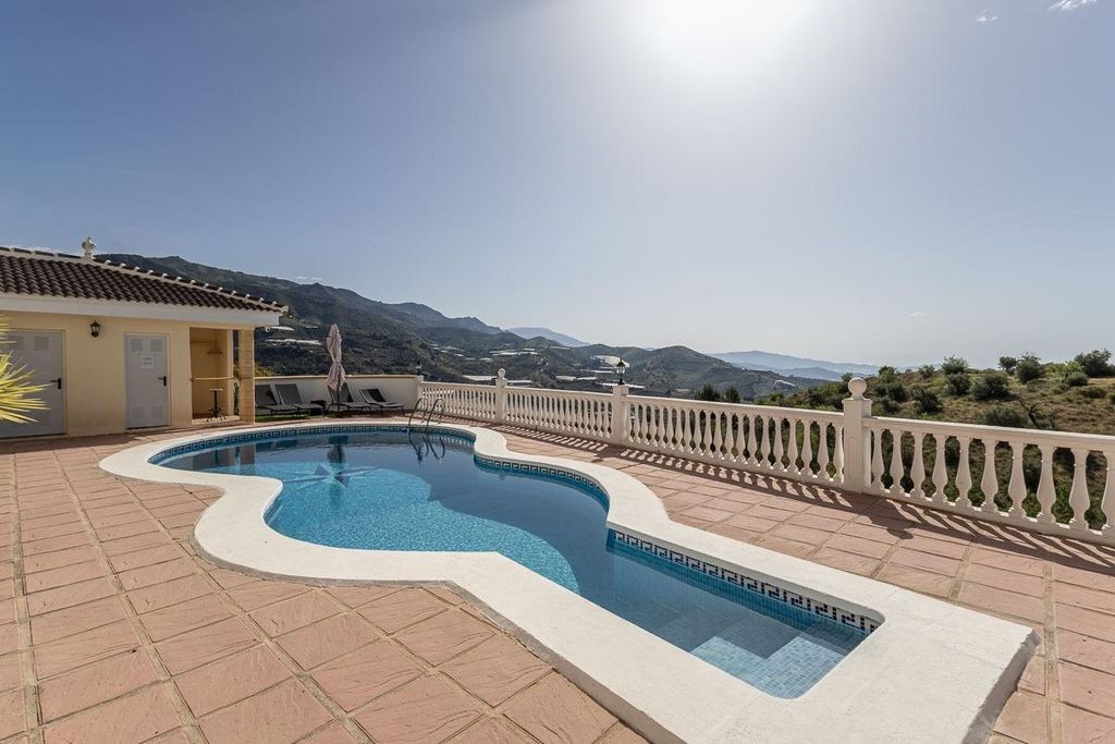 Maison de luxe à vendre à Ítrabo, 689 000 €, Photo 4