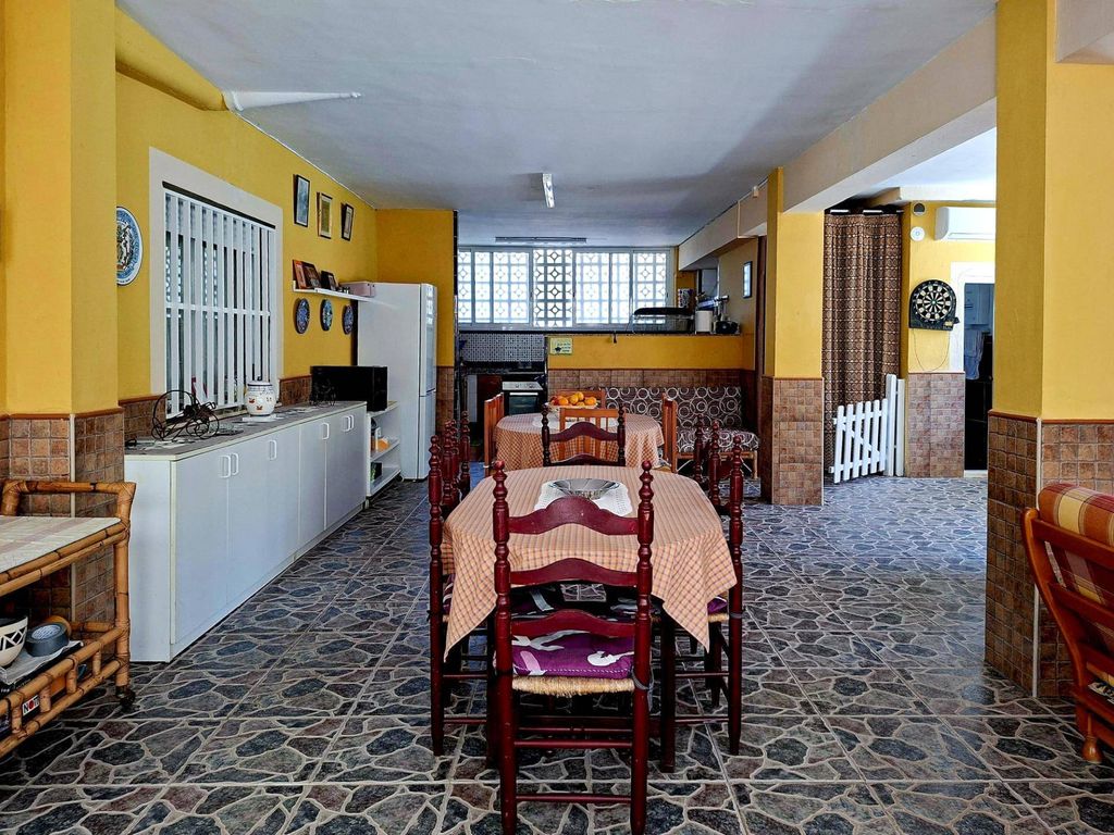 Luxury House for sale in Alzira, 570 000 €, Photo 7