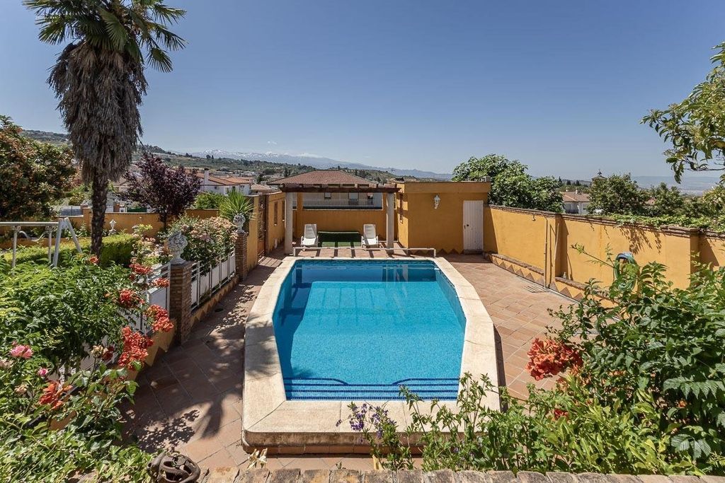 Maison de luxe à vendre à Alfacar, 539 000 €, Photo 1
