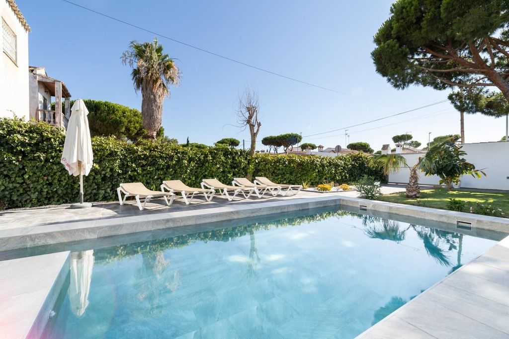 Maison de luxe à vendre à Chiclana de La Frontera, 549 000 €, Photo 1