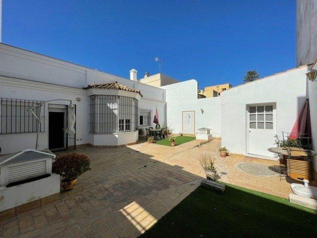 Maison de luxe à vendre à Sanlúcar de Barrameda, 700 000 €, Photo 2