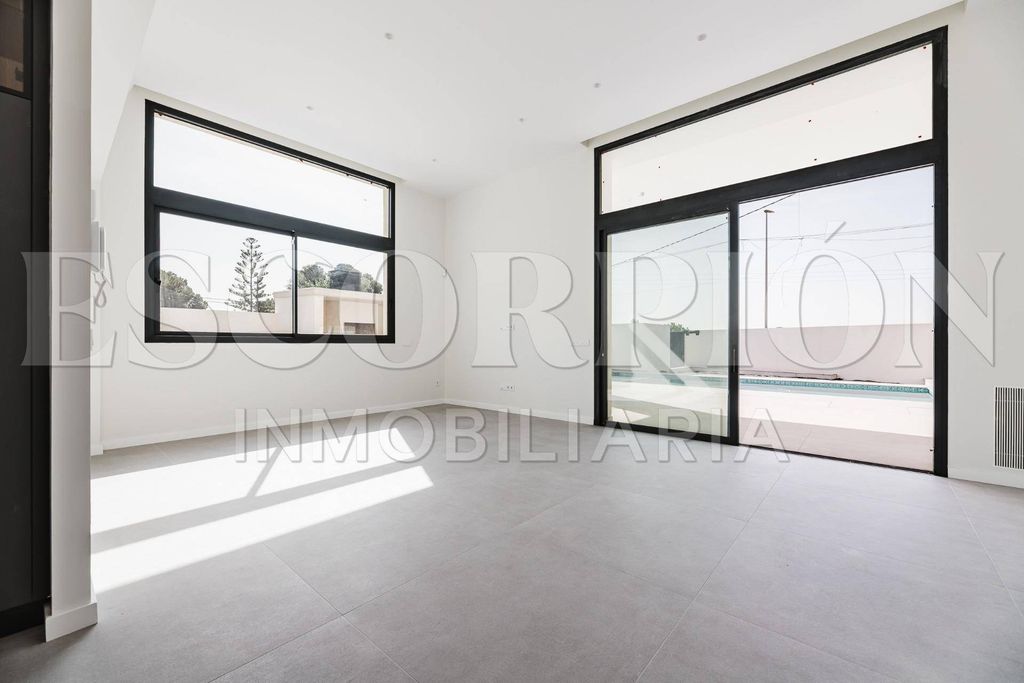 Luxury House for sale in La Pobla de Vallbona, 610 000 €, Photo 7