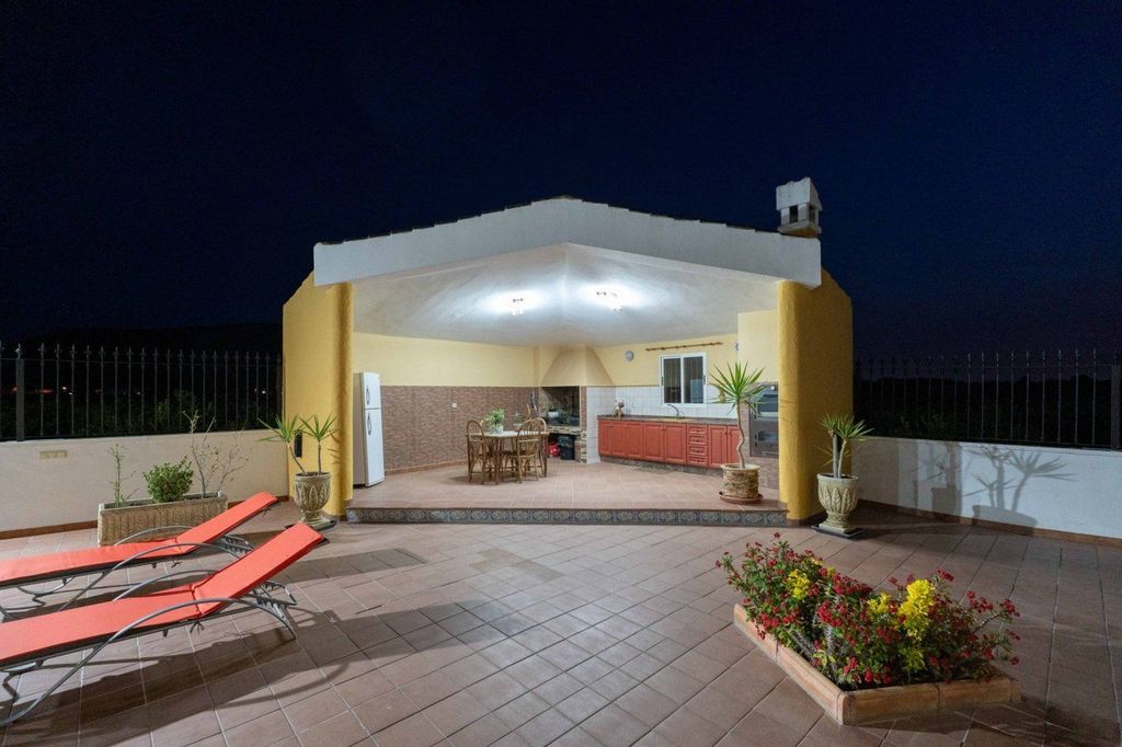 Maison de luxe à vendre à Orihuela, 649 999 €, Photo 1