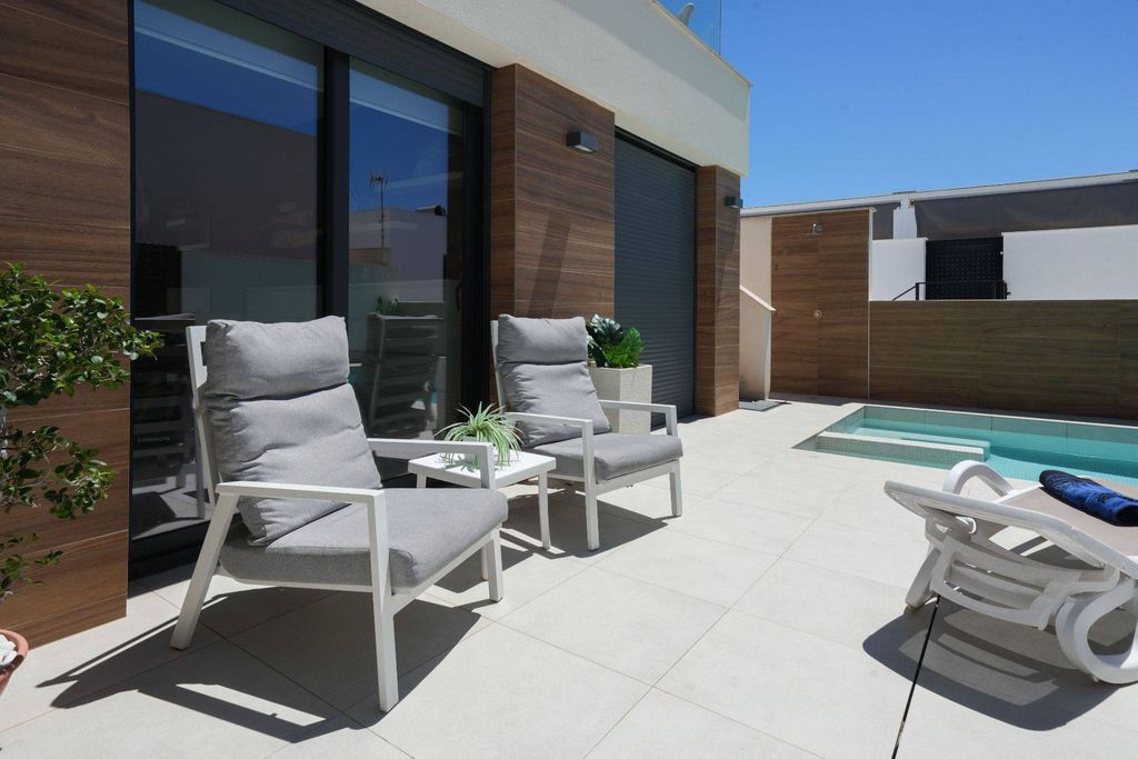 Luxury House for sale in Benijofar, 640 000 €, Photo 1