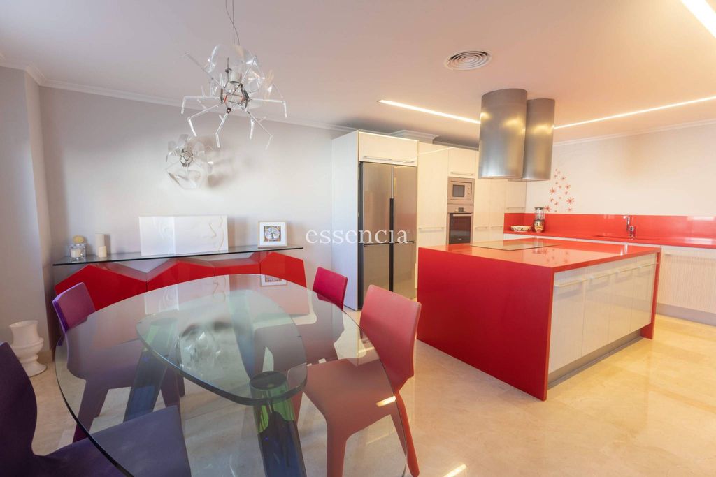 Luxury Apartment for sale in Gandia, 495 000 €, Photo 2