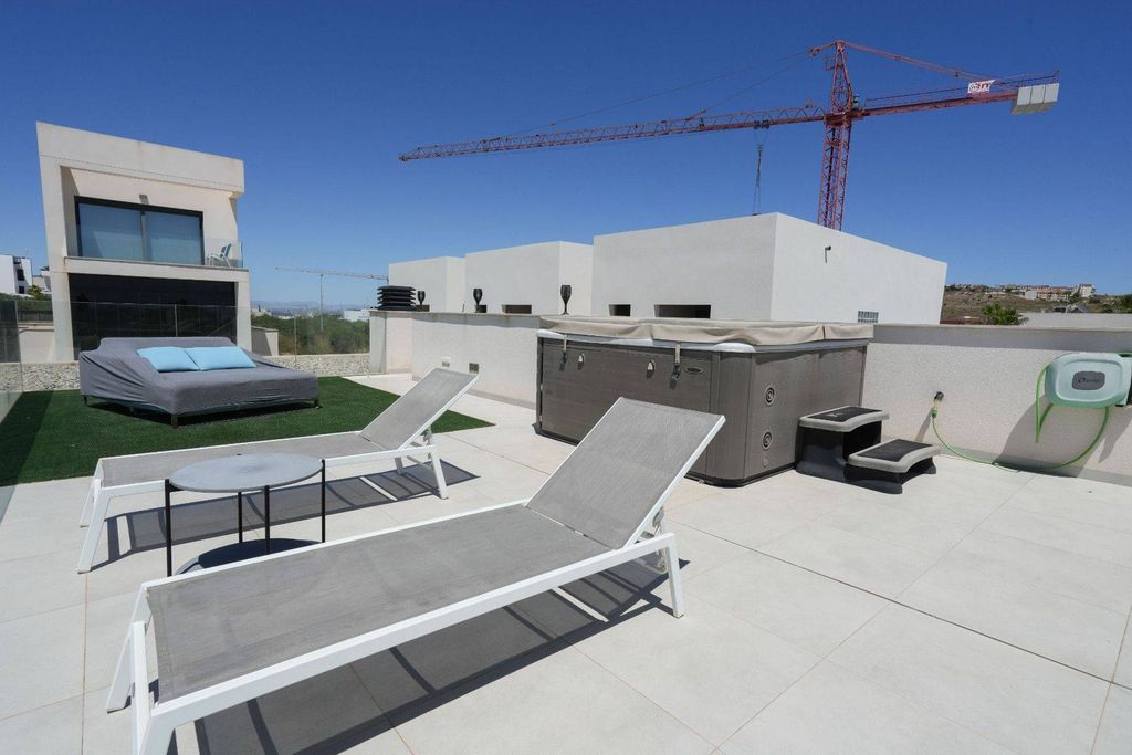 Luxury House for sale in Benijofar, 640 000 €, Photo 3