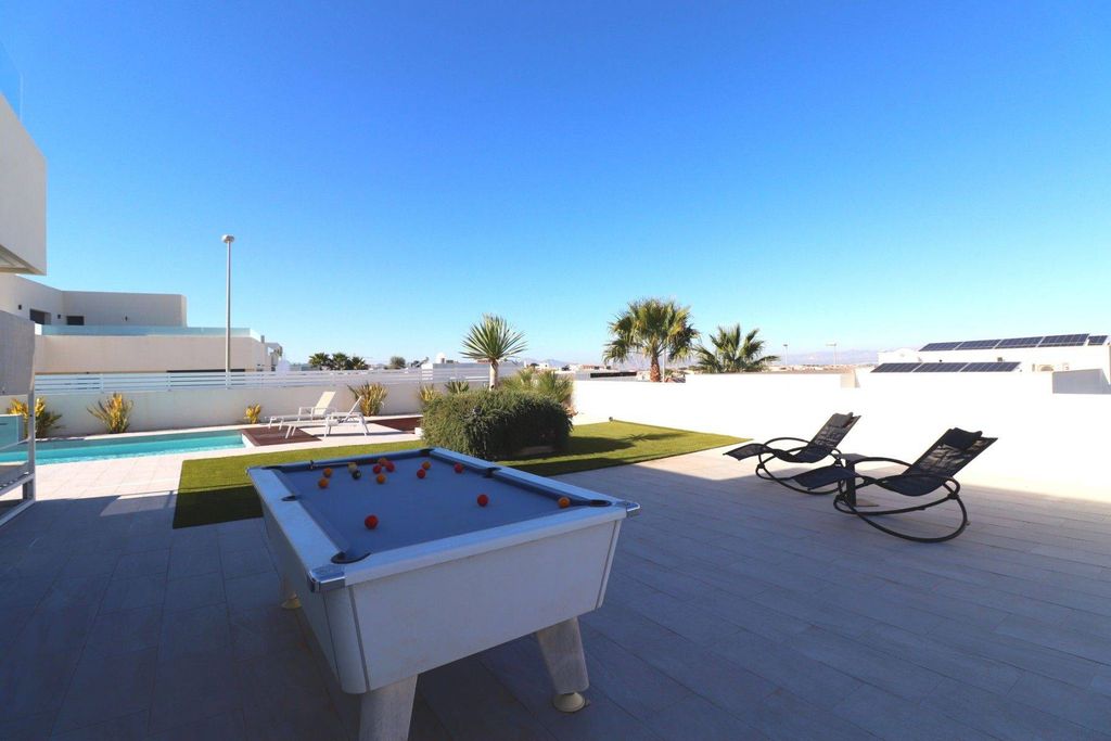 Luxury House for sale in Benijofar, 695 000 €, Photo 4