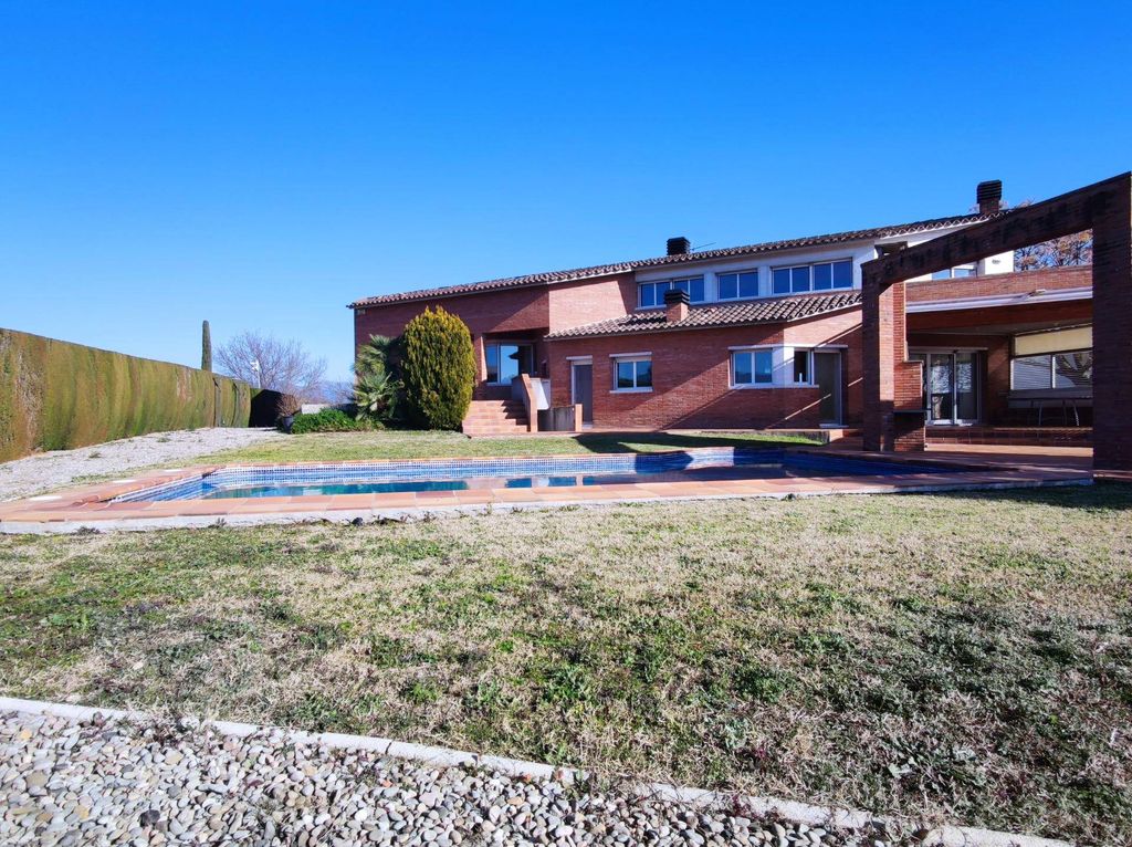 Luxury House for sale in Lliçà d'Amunt, 881 000 €, Photo 4