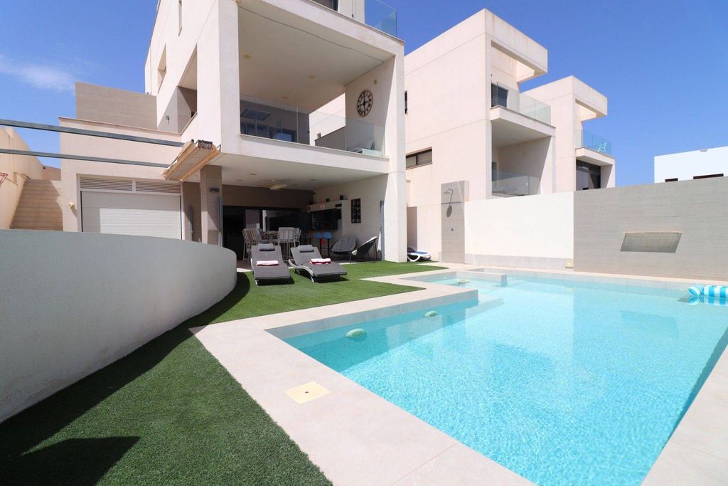 Luxury House for sale in Benijofar, 795 000 €, Photo 5