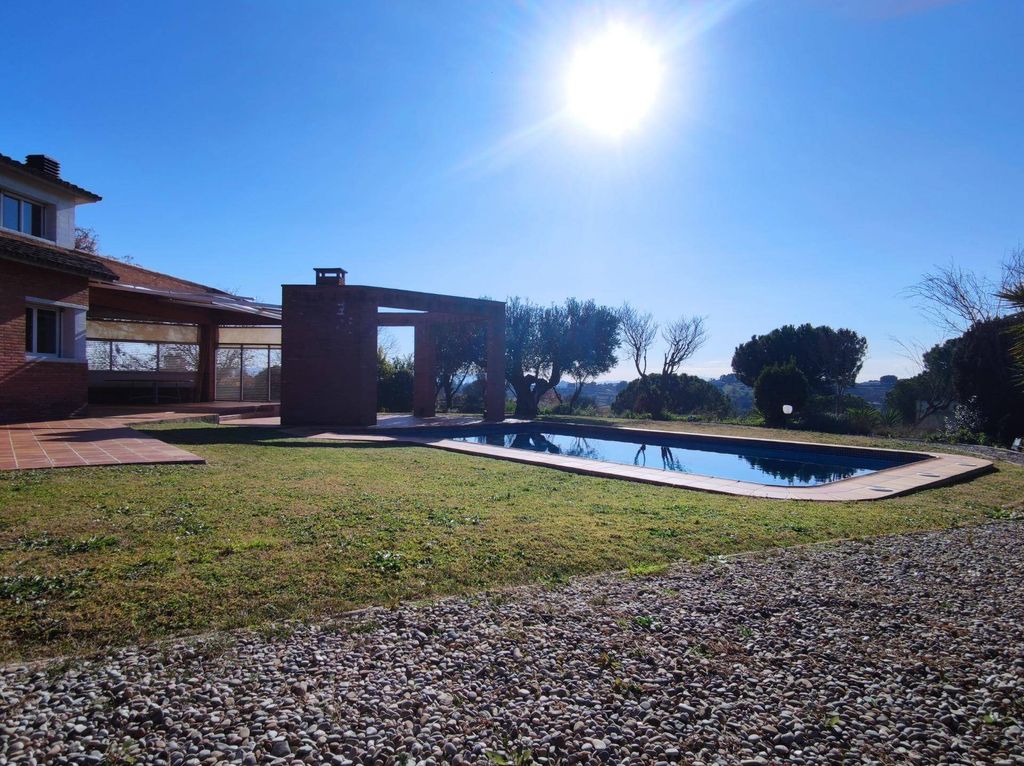 Luxury House for sale in Lliçà d'Amunt, 881 000 €, Photo 5