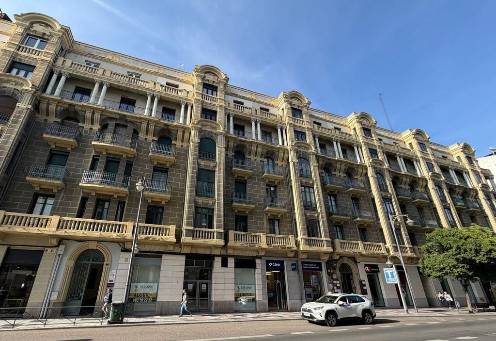 Appartement de luxe à vendre à Valladolid, 675 000 €, Photo 1