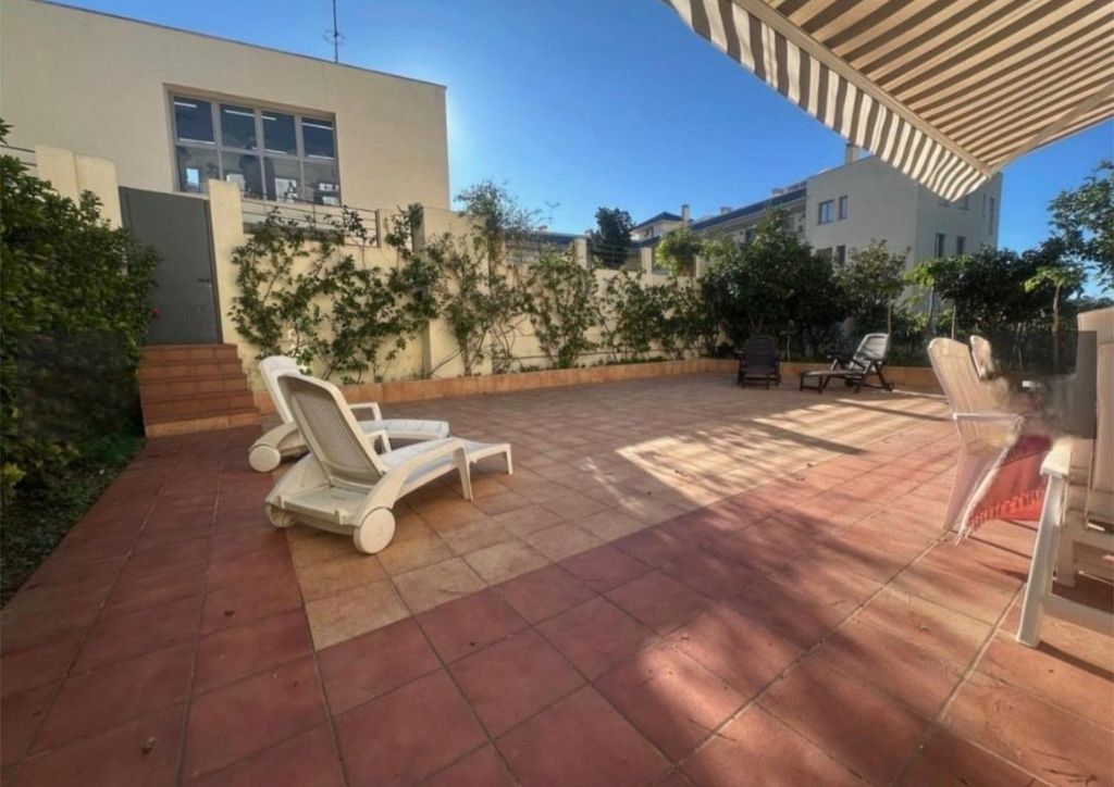 Maison de luxe à vendre à Fuengirola, 592 250 €, Photo 1