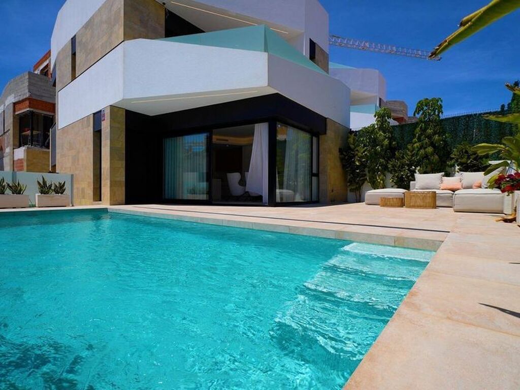 Maison de luxe à vendre à Torrevieja, 509 000 €, Photo 1