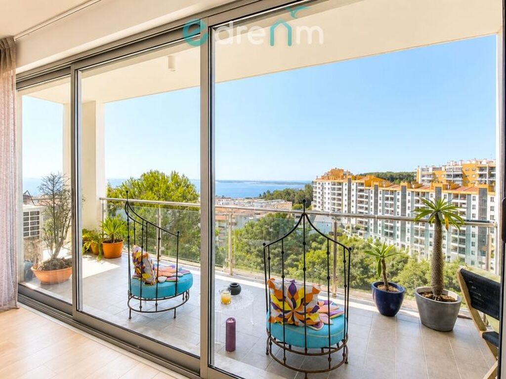Luxury Apartment for sale in Setúbal, 450 000 €, Photo 1