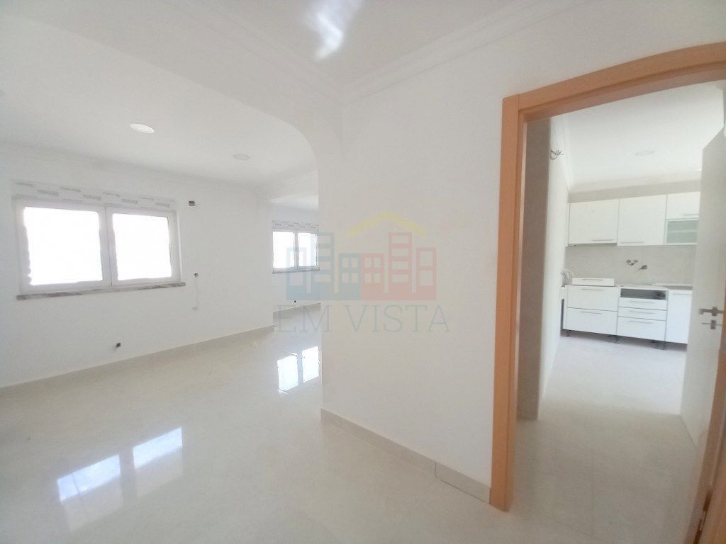 Luxury House for sale in Seixal, 445 000 €, Photo 5
