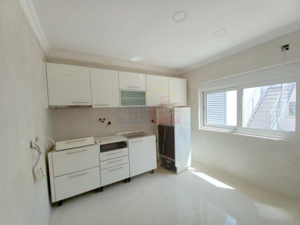 Luxury House for sale in Seixal, 445 000 €, Photo 6
