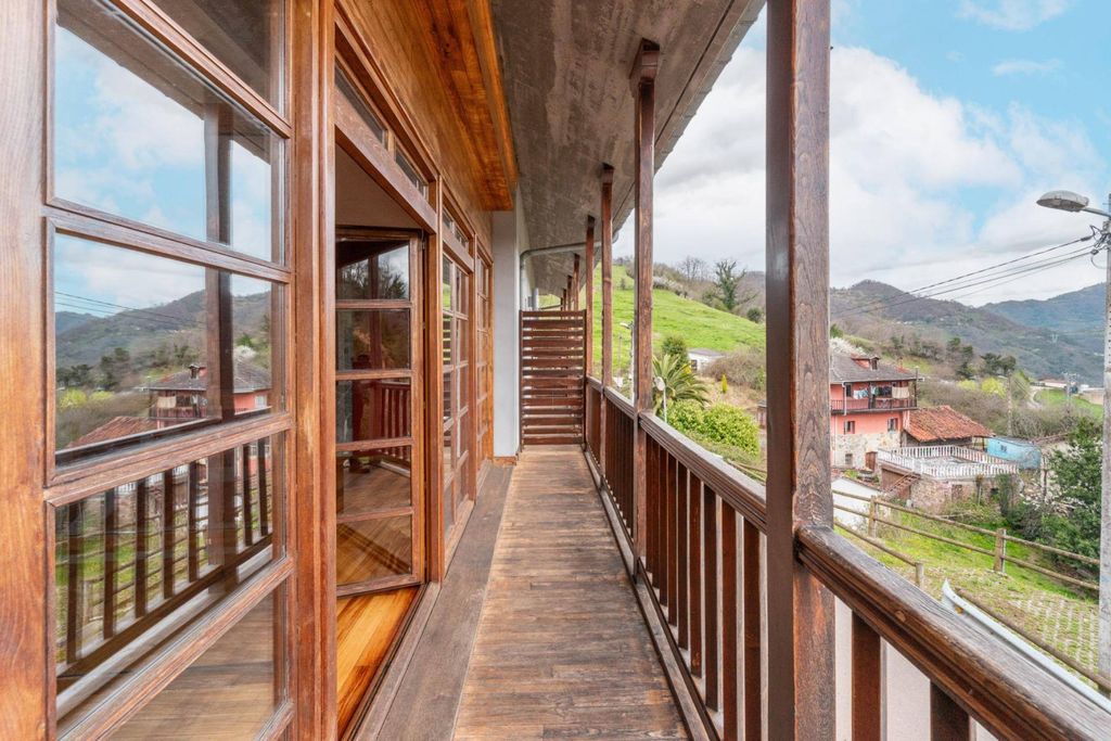 Maison de luxe à vendre à Pola de Lena, 445 000 €, Photo 1