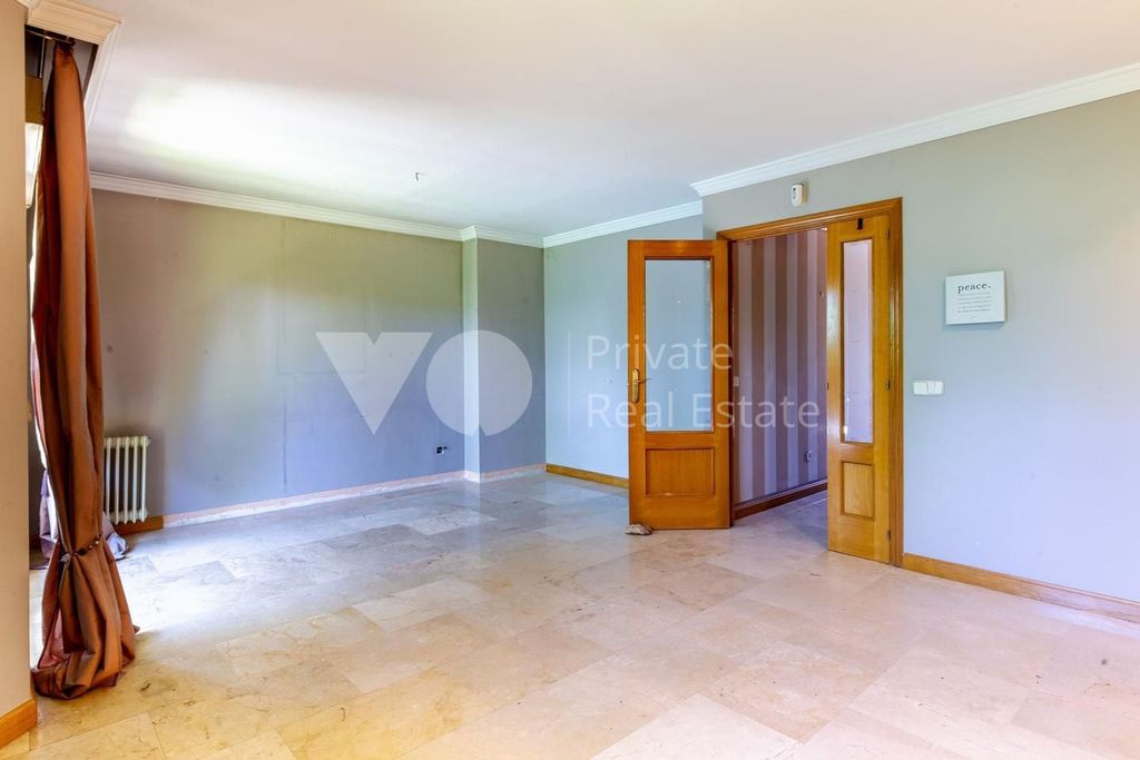 Maison de luxe à vendre à Las Rozas de Madrid, 670 000 €, Photo 3