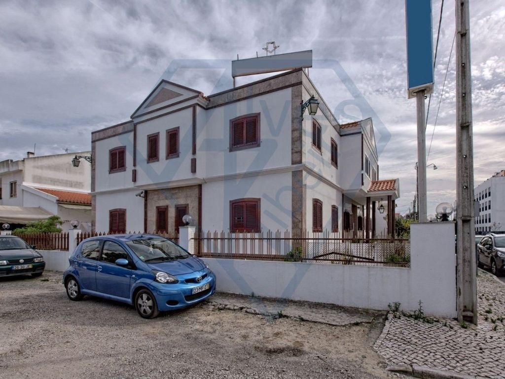 Maison de luxe à vendre à Barreiro, 849 000 €, Photo 4
