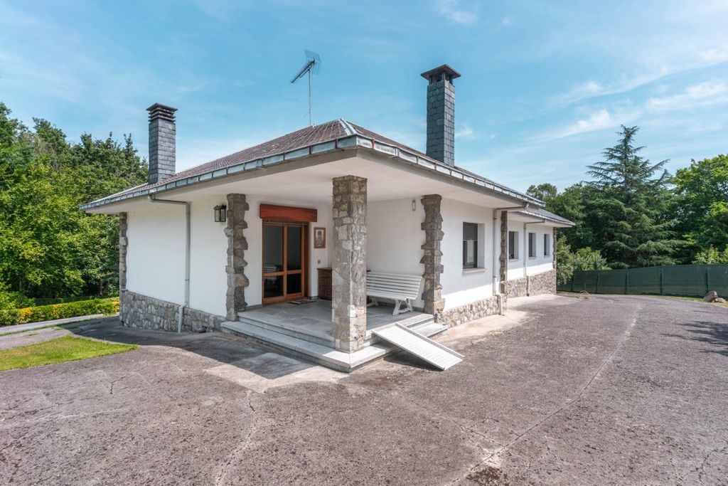 Maison de luxe à vendre à Oviedo, 600 000 €, Photo 5