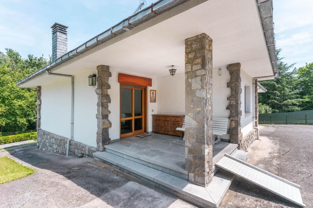 Maison de luxe à vendre à Oviedo, 600 000 €, Photo 6