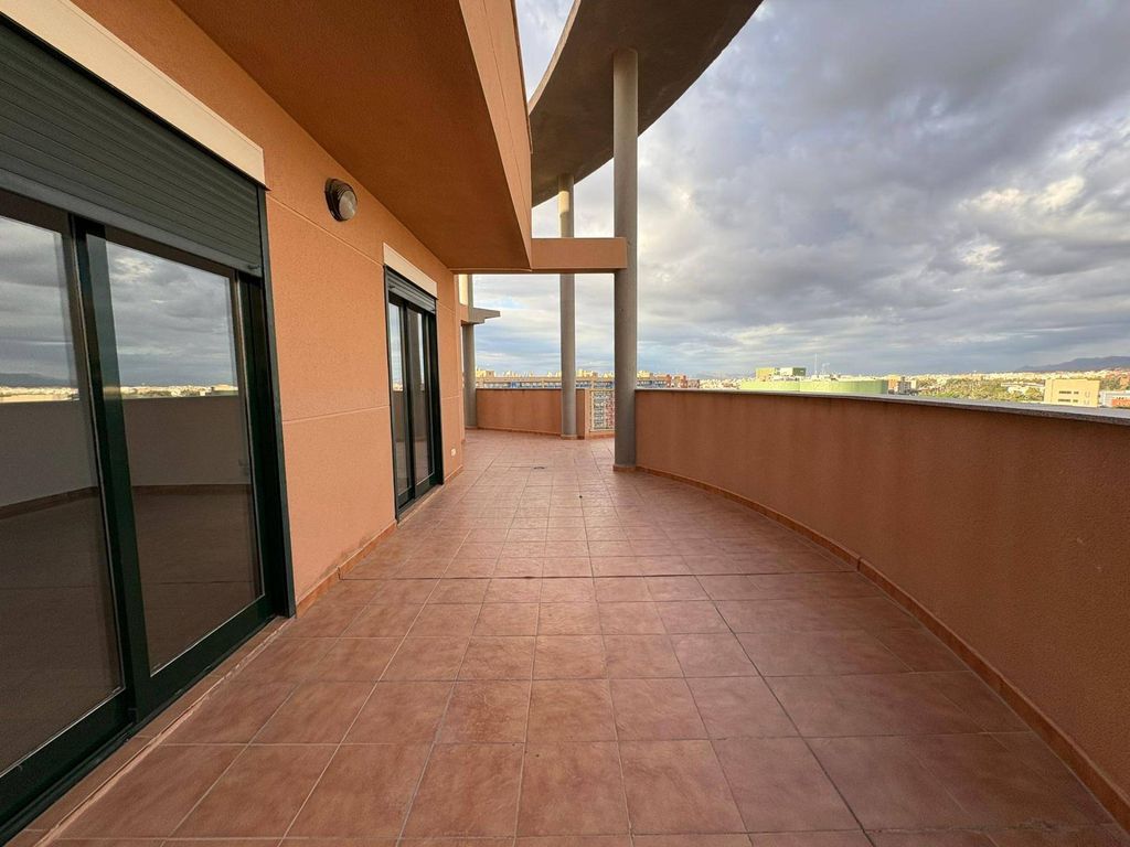 Appartement de luxe à vendre à Elche, 450 000 €, Photo 1