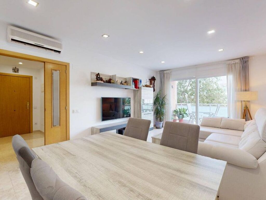 Luxury Apartment for sale in Palma, 440 000 €, Photo 1
