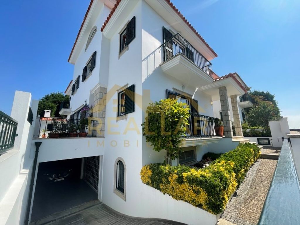 Maison de luxe à vendre à Póvoa de Varzim, 640 000 €, Photo 1