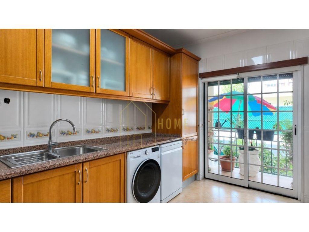 Luxury House for sale in Seixal, 480 000 €, Photo 3