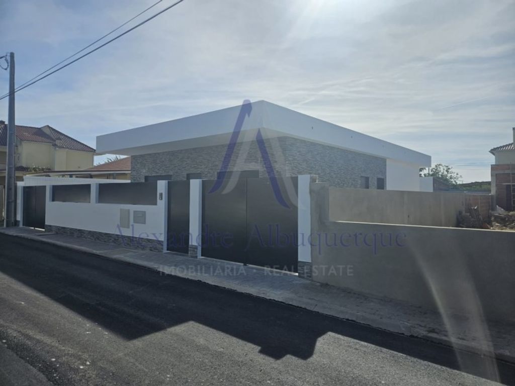 Luxury House for sale in Seixal, 640 000 €, Photo 4