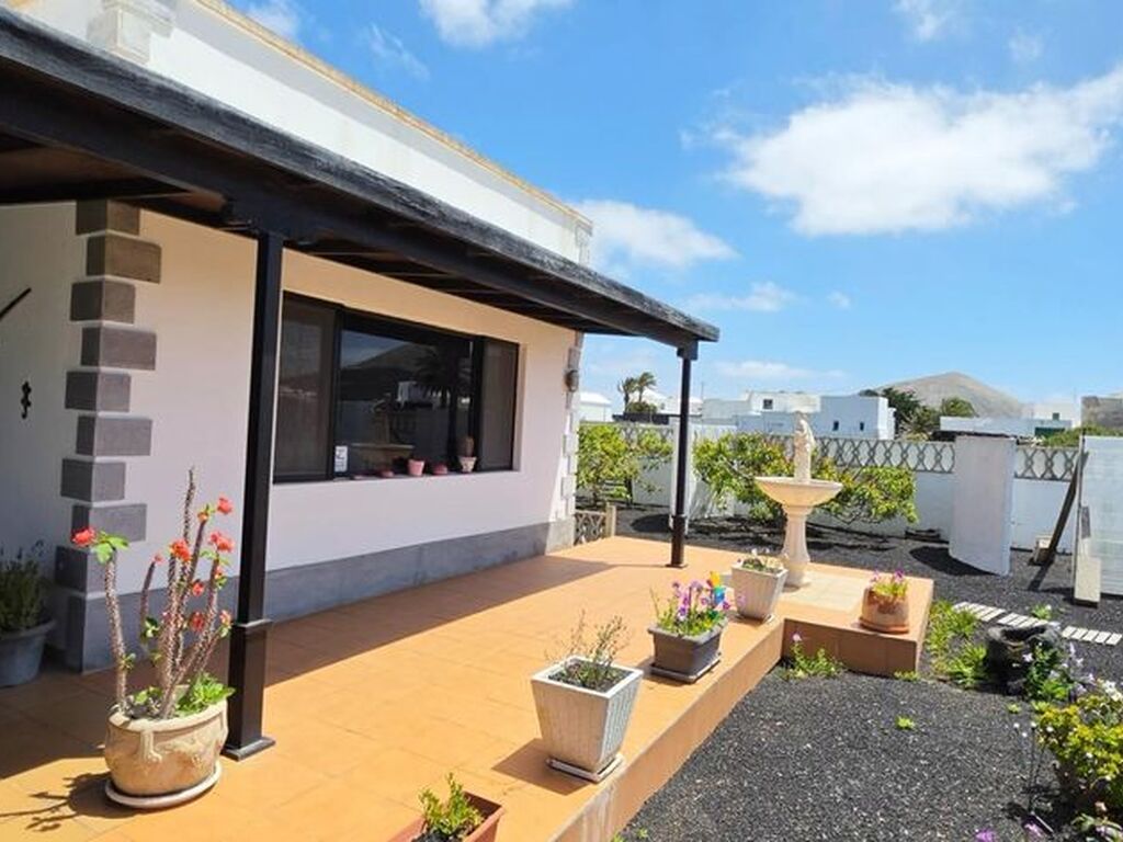Luxury House for sale in Tías, 595 000 €, Photo 7