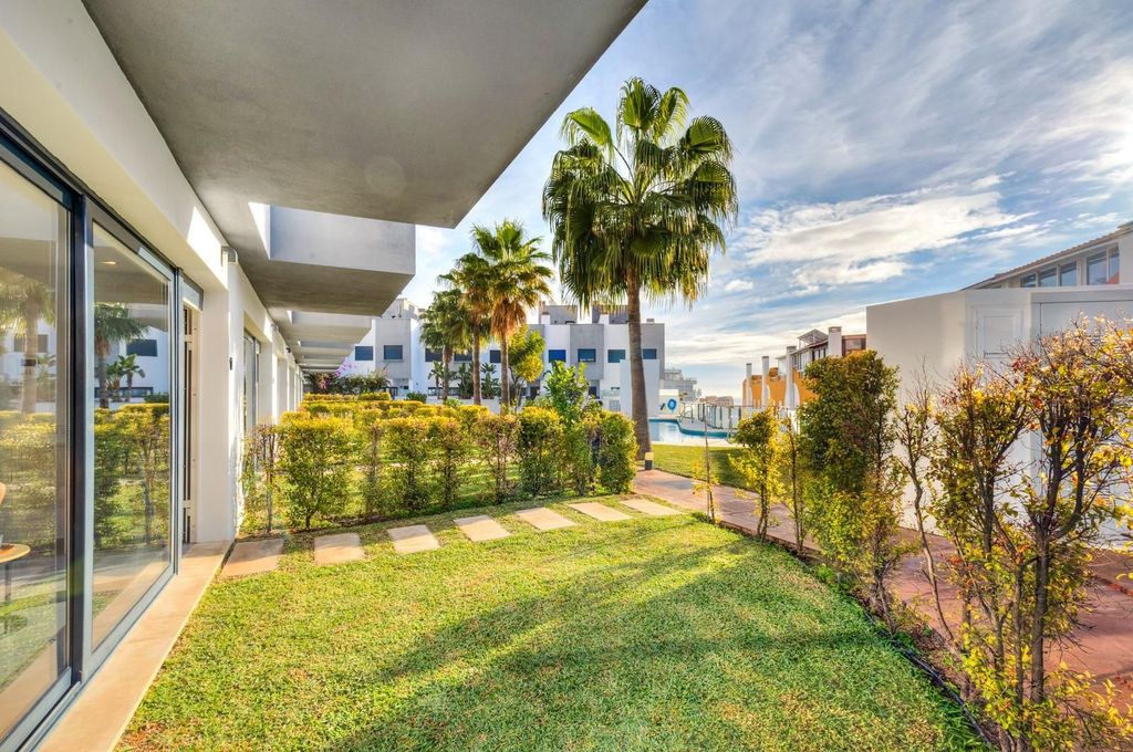 Maison de luxe à vendre à Fuengirola, 745 000 €, Photo 1