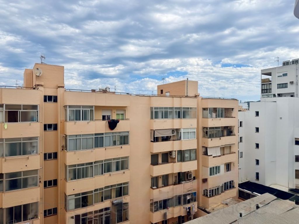 Luxury Apartment for sale in Ibiza, 570 000 €, Photo 1