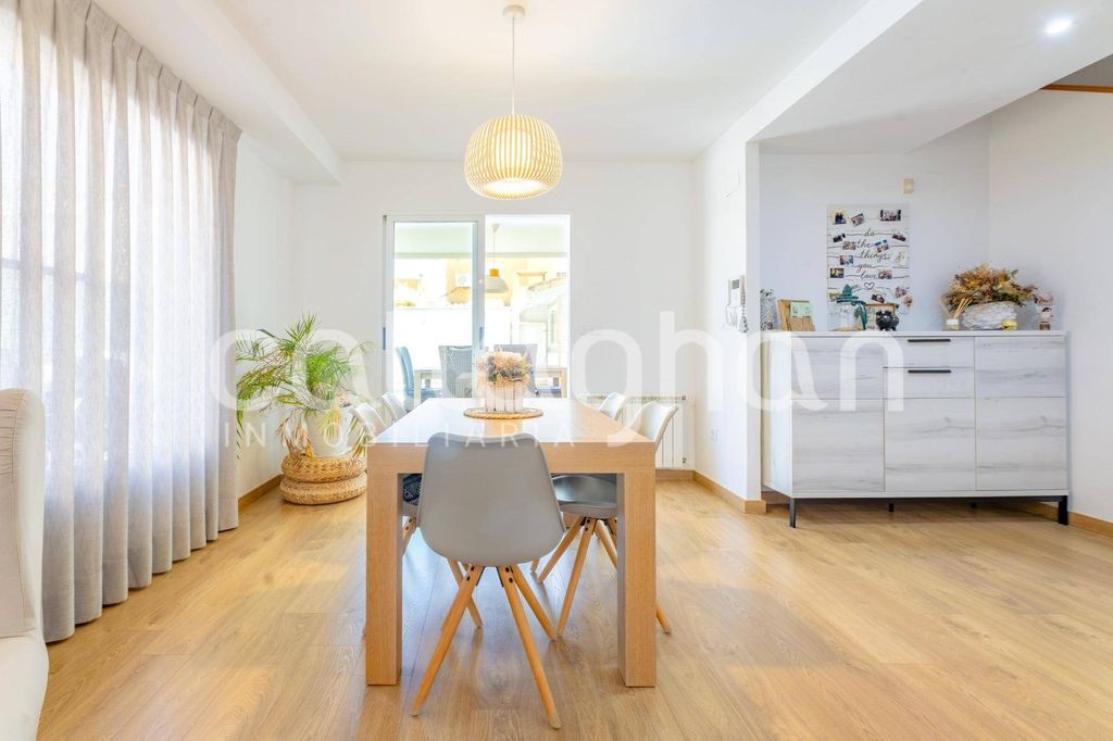 Maison de luxe à vendre à La Pobla de Vallbona, 650 000 €, Photo 5