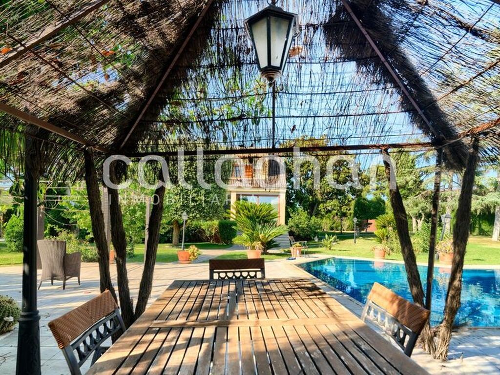 Luxury House for sale in Godella, 1 500 000 €, Photo 5