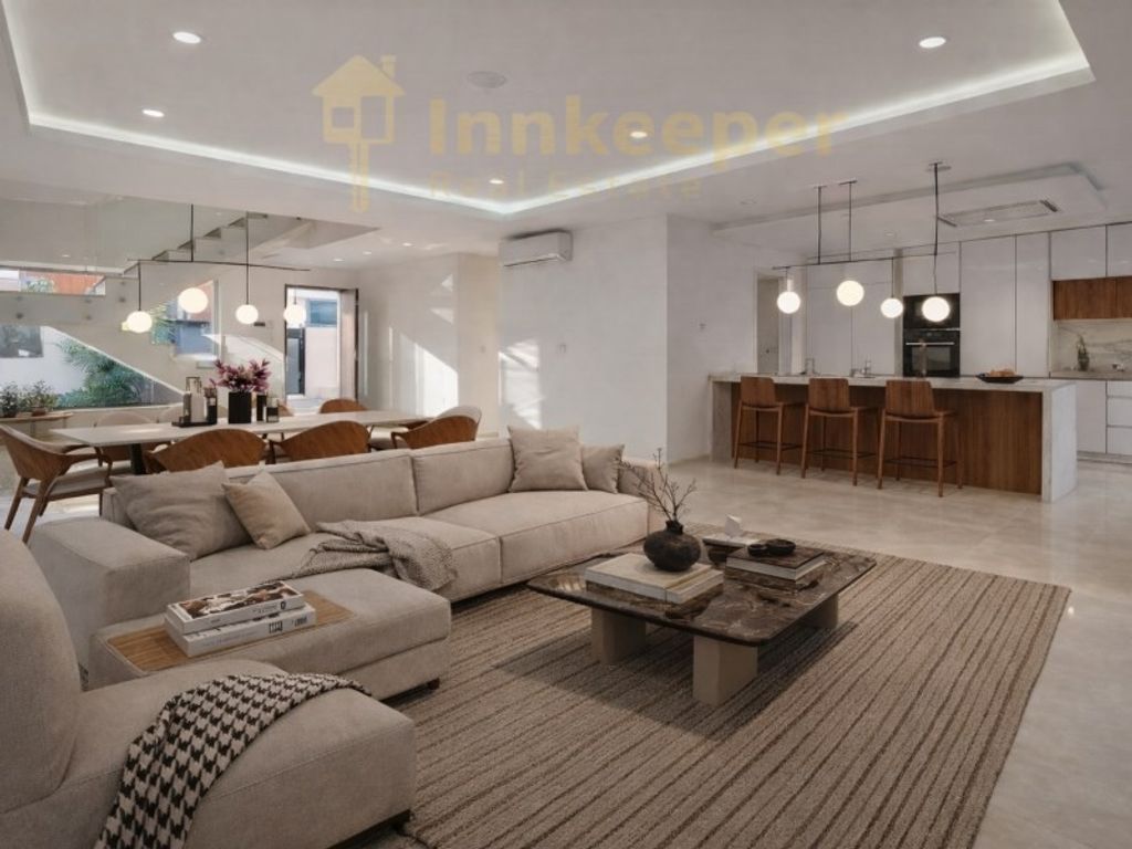 Luxury House for sale in Seixal, 740 000 €, Photo 1
