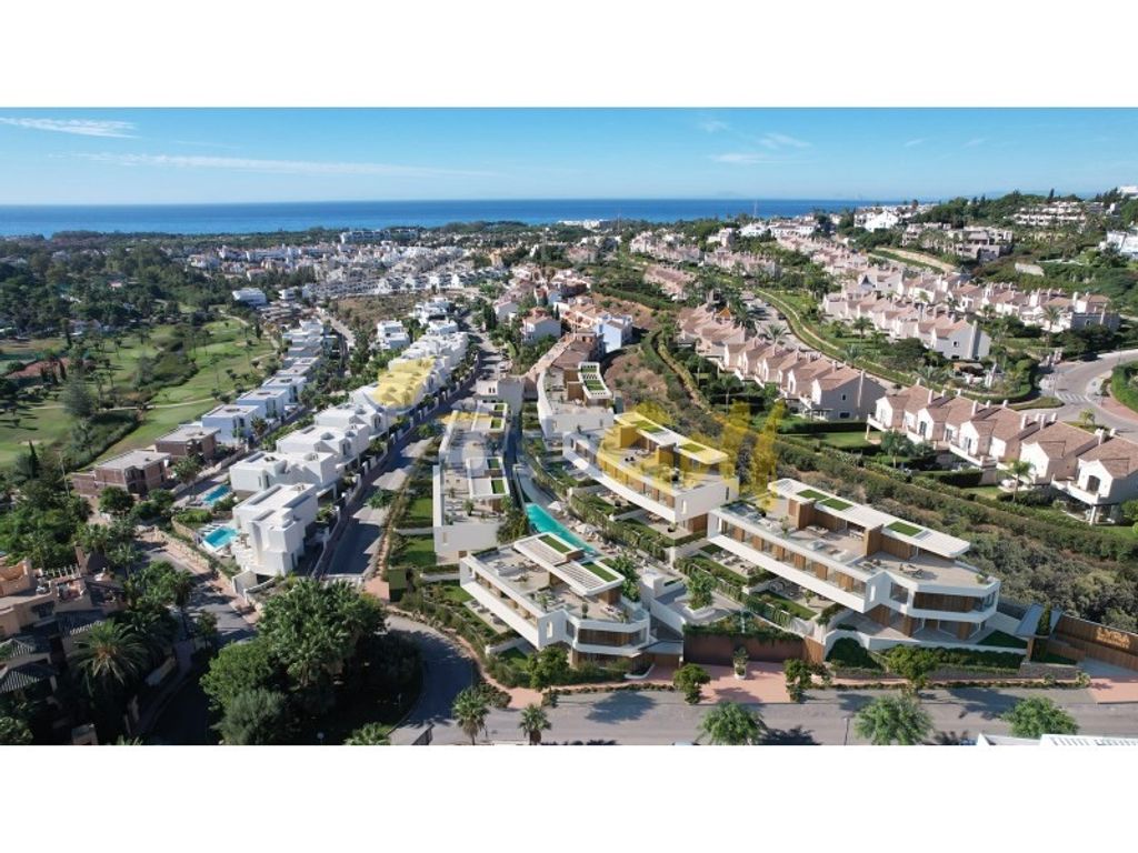 Maison de luxe à vendre à Estepona, 1 350 000 €, Photo 1
