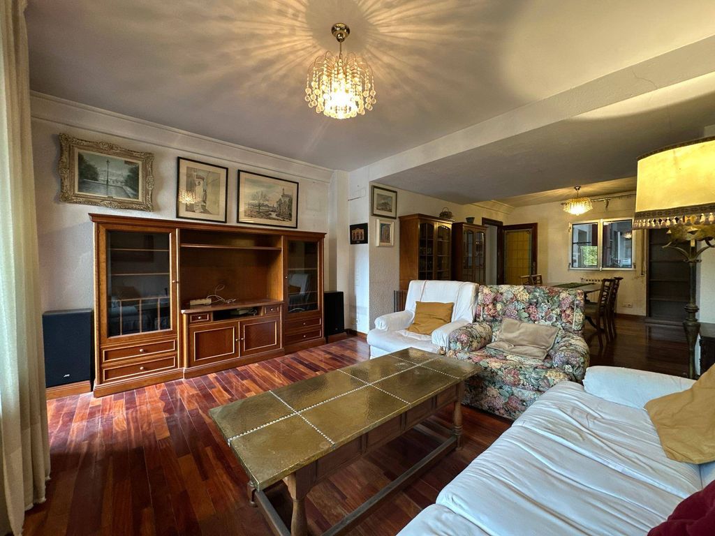 Luxury Apartment for sale in Zaragoza, 650 000 €, Photo 6