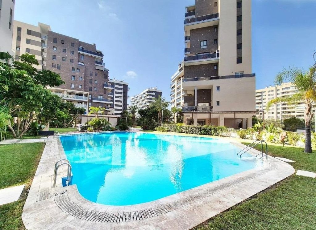 Appartement de luxe à vendre à Alicante, 755 000 €, Photo 1