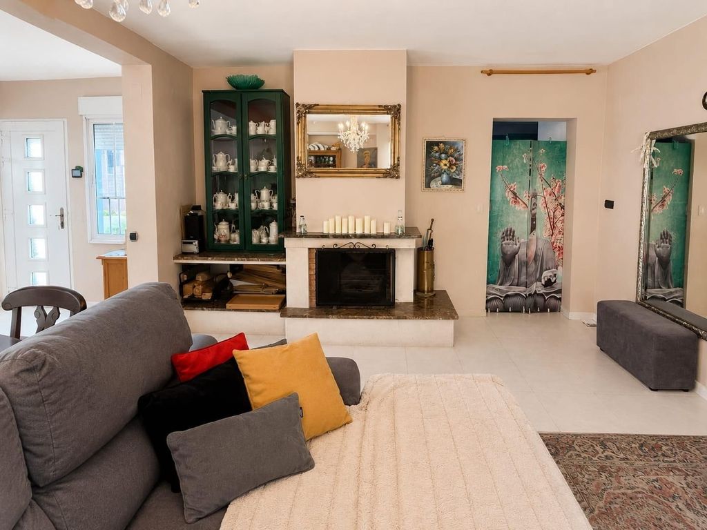 Maison de luxe à vendre à Cabo Roig, 580 000 €, Photo 1