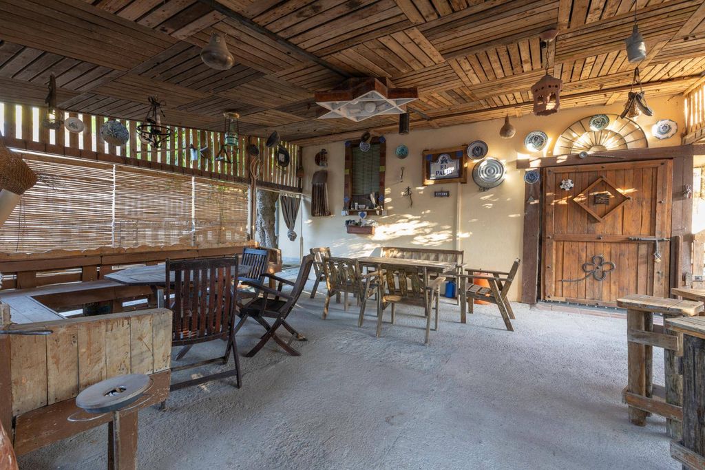 Maison de luxe à vendre à Zubia, 624 900 €, Photo 2