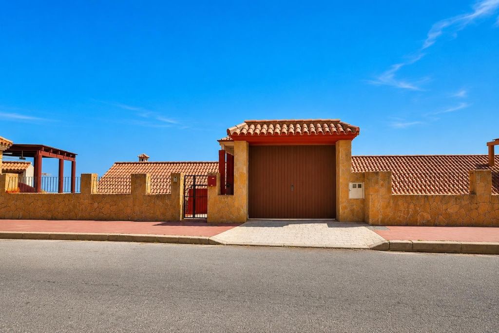 Maison de luxe à vendre à Málaga, 1 300 000 €, Photo 4