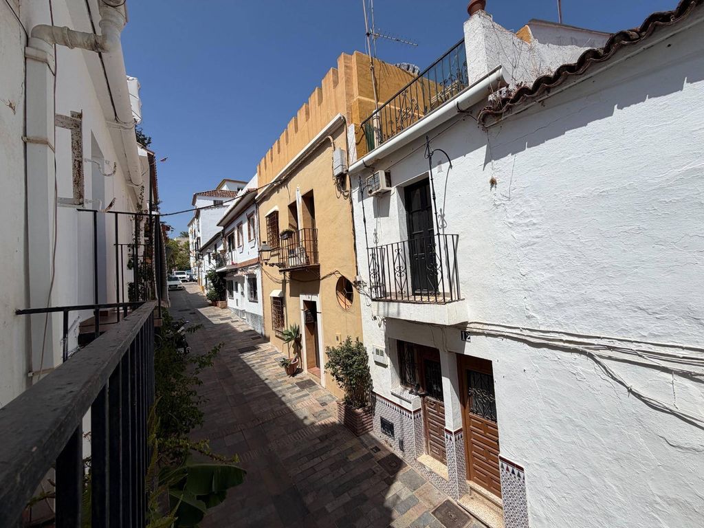 Luxury House for sale in Marbella, 999 900 €, Photo 1