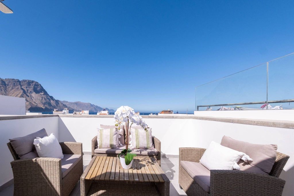 Maison de luxe à vendre à Agaete, 635 000 €, Photo 1