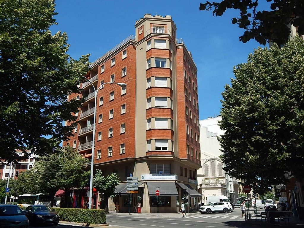 Appartement de luxe à vendre à Pamplona, 495 000 €, Photo 1