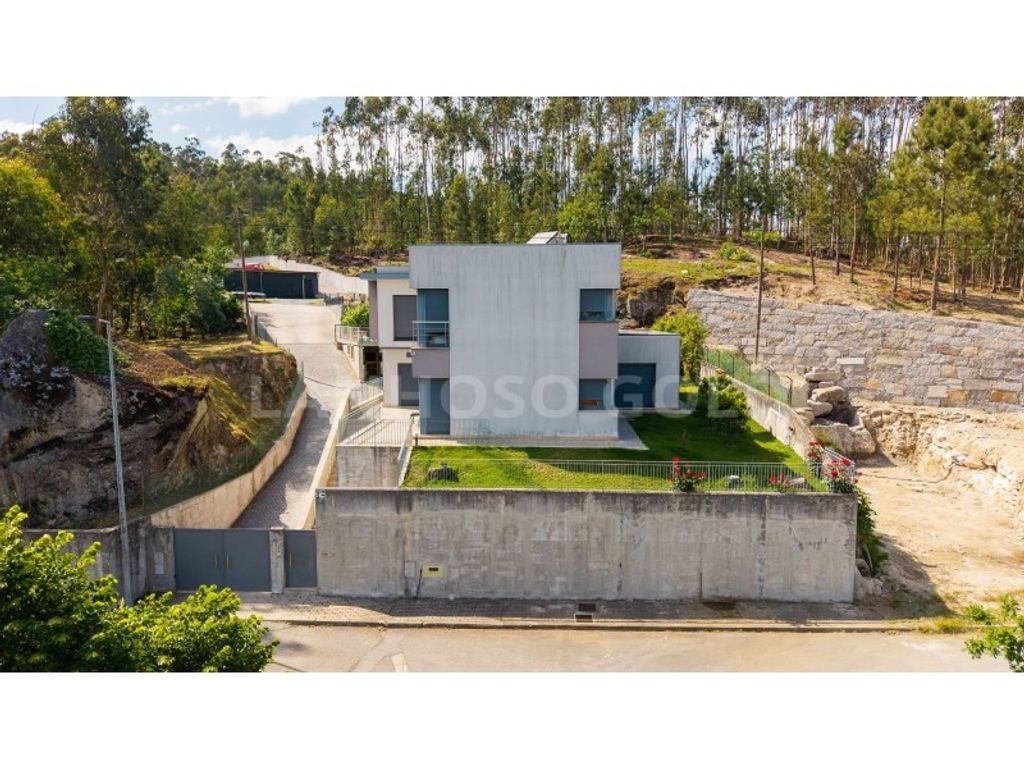 Maison de luxe à vendre à Póvoa de Lanhoso, 455 000 €, Photo 1